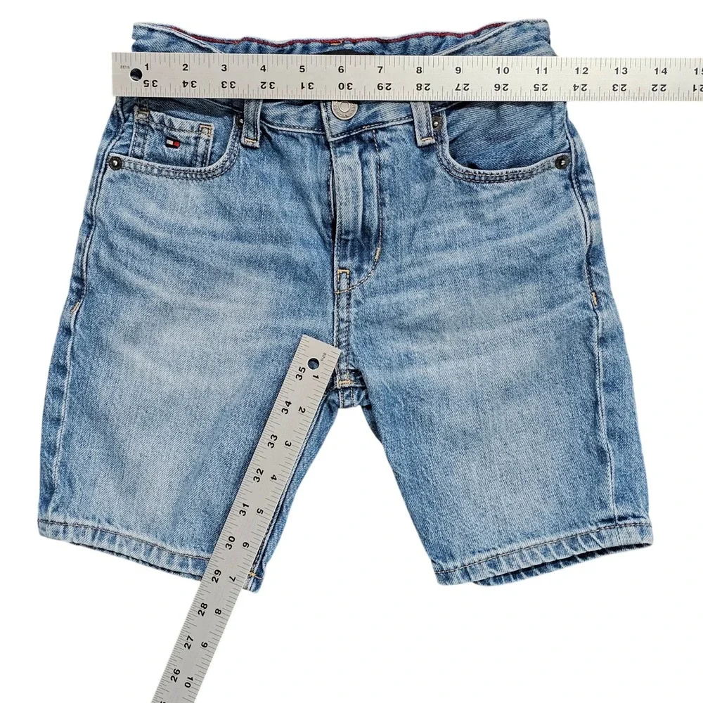 Tommy Hilfiger Boys Size 7 Blue Denim Shorts Classic Five Pocket Style